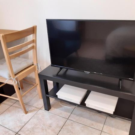 Appartement Aad1 Clamart 200 M Du Tramway T6 St Pave Blc Avec Cuisine Separee ภายนอก รูปภาพ