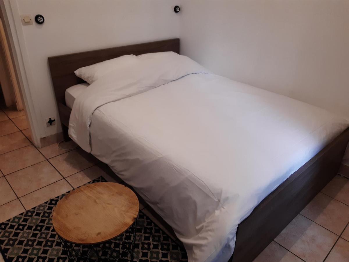 Appartement Aad1 Clamart 200 M Du Tramway T6 St Pave Blc Avec Cuisine Separee ภายนอก รูปภาพ