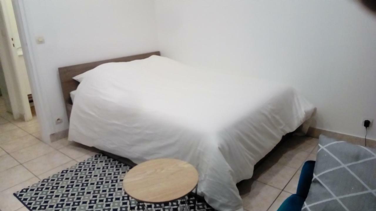 Appartement Aad1 Clamart 200 M Du Tramway T6 St Pave Blc Avec Cuisine Separee ภายนอก รูปภาพ
